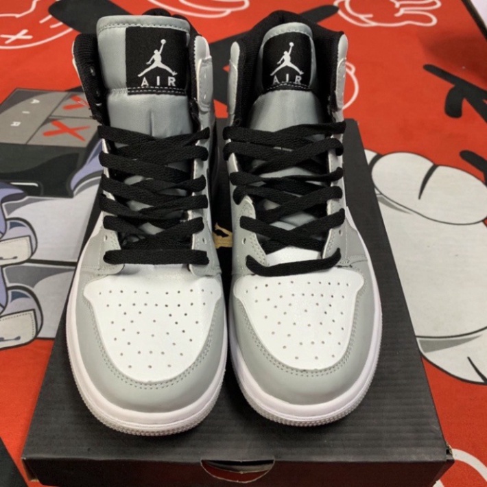 Giày thể thao Jordan 1 xám cao cổ móc đen smoke grey nam nữ cao cấp | BigBuy360 - bigbuy360.vn