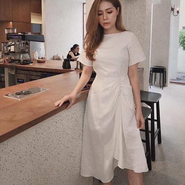 Đầm trắng nhún hông