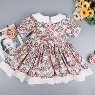 Váy hoa lolita