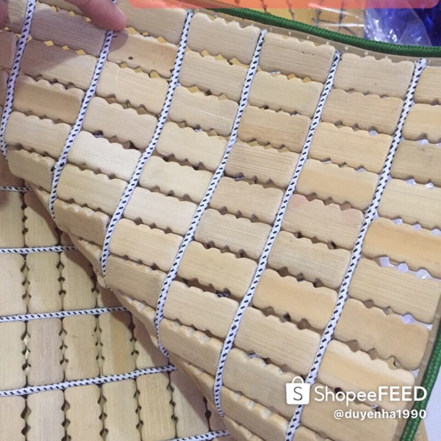 Chiếu trúc 0,5m x 1m6 ->2m dây dù đan