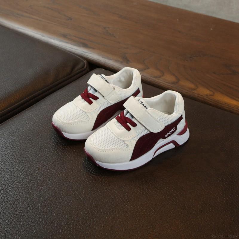 Giày thể thao thoáng khí sành điệu dành cho bé