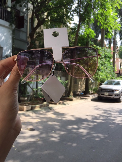 Kính đi biển | BigBuy360 - bigbuy360.vn