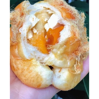 Cua phô mai trứng muối chà bông