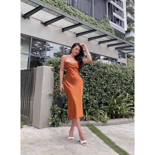 đầm ngang hở lưng cao cấp