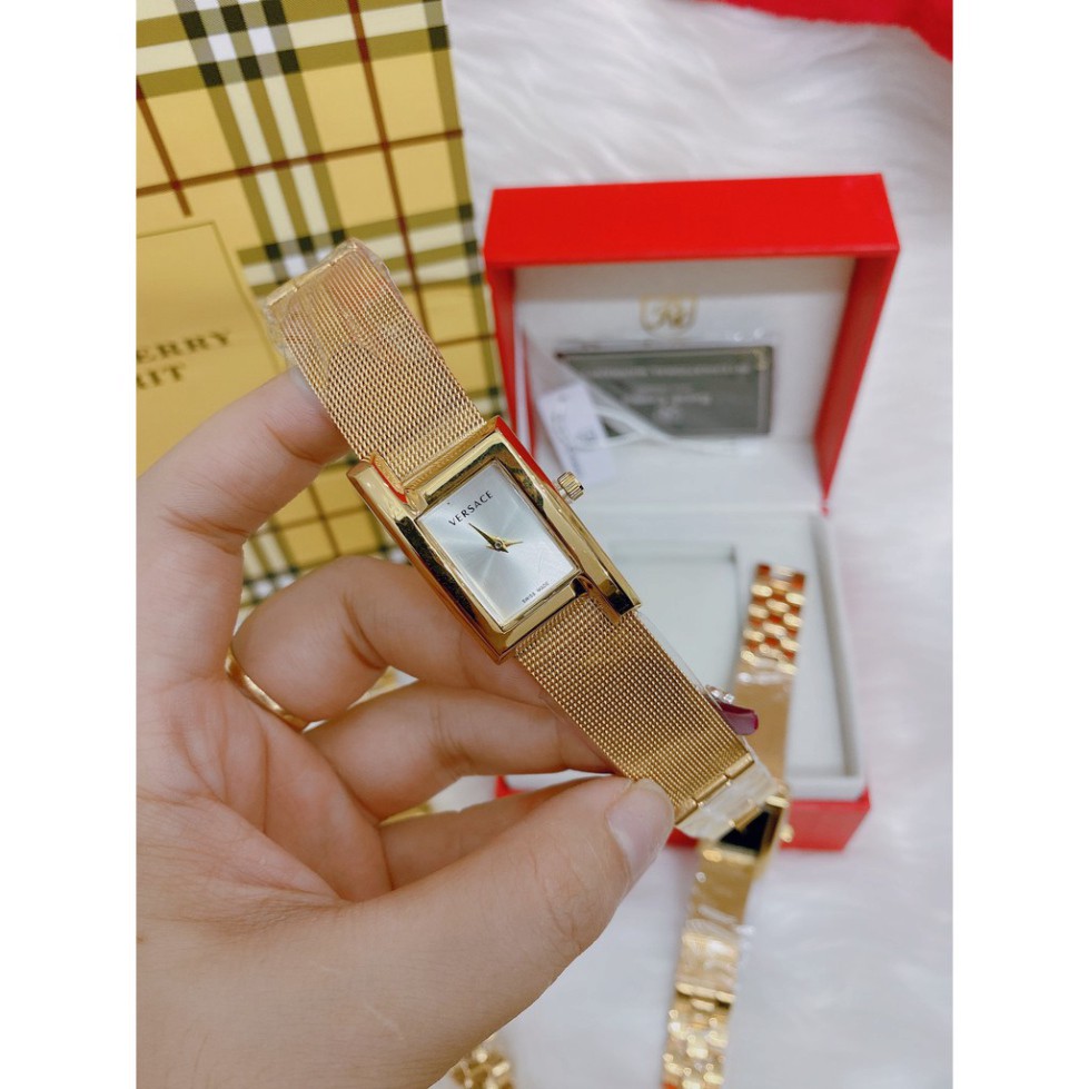 Đồng hồ nữ Versace mặt phong cách thiết kế siêu hot hợp trend giới trẻ, chống nước, bảo hành 12 tháng
