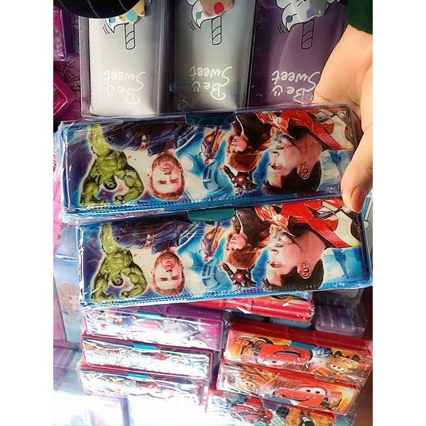 Hộp bút nam châm