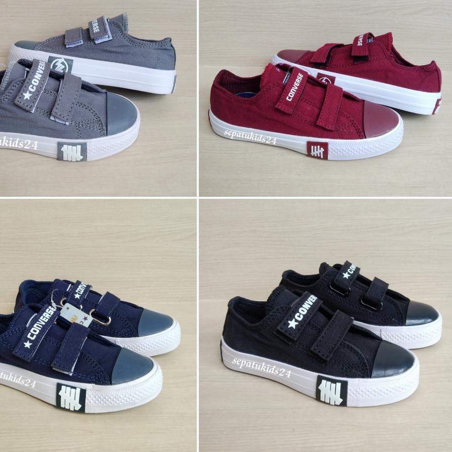 ✧Tóm lại ngay lập tức✧ Giày Sneakers Converse Cổ Thấp Khóa Dán Trẻ Trung Năng Động Cho Bé