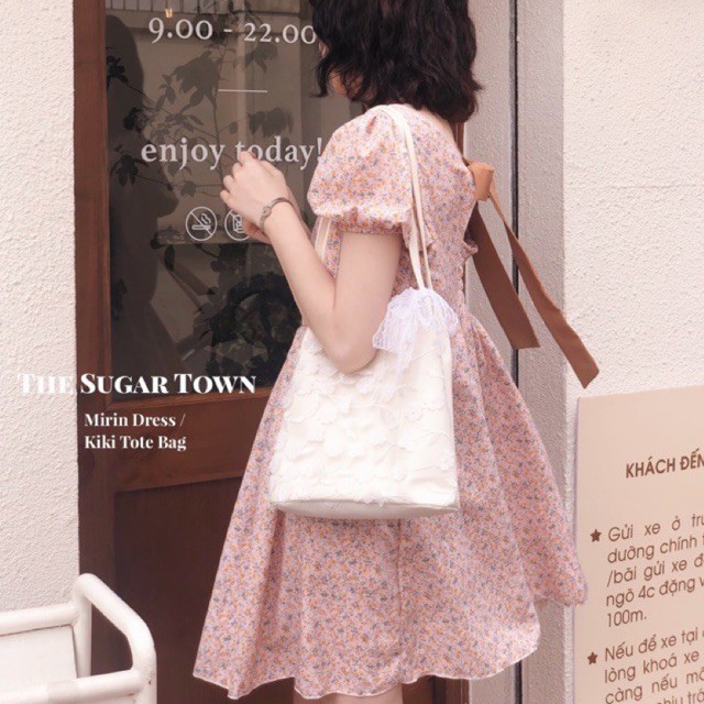 váy hoa nhí cam Mirin | BigBuy360 - bigbuy360.vn