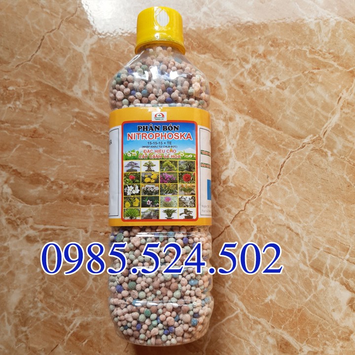 Phân bón NPK 15 + 15 + 15+TE (phân bón chuyên dùng cho hoa cây cảnh)