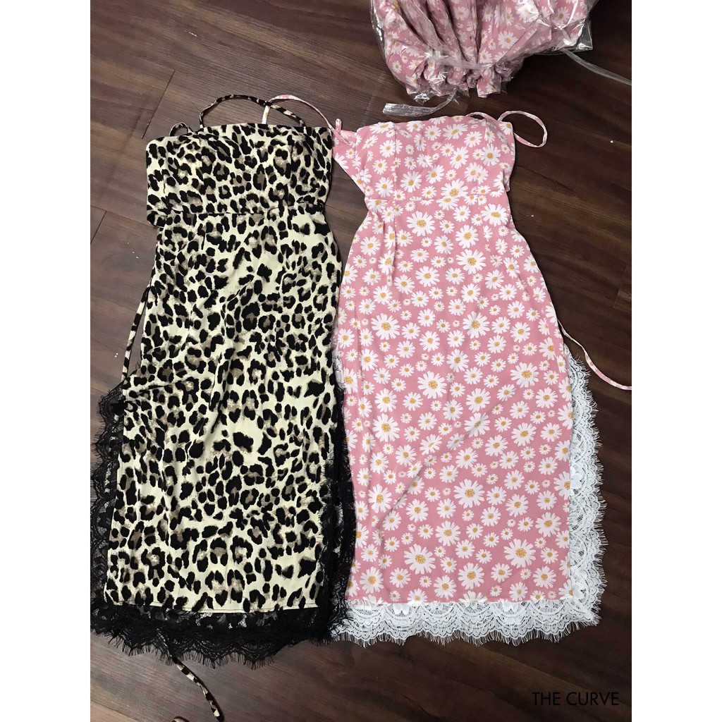 Đầm Đi Chơi Maxi Xẻ Tà Ren, 2 Dây Đan Lưng, Họa Tiết Hoa Cúc, Da Beo - 2 Màu Hồng, Nude