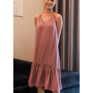 Đầm lụa đuôi cá InFashion hồng ruốc