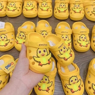 Dép vịt thái cho bé