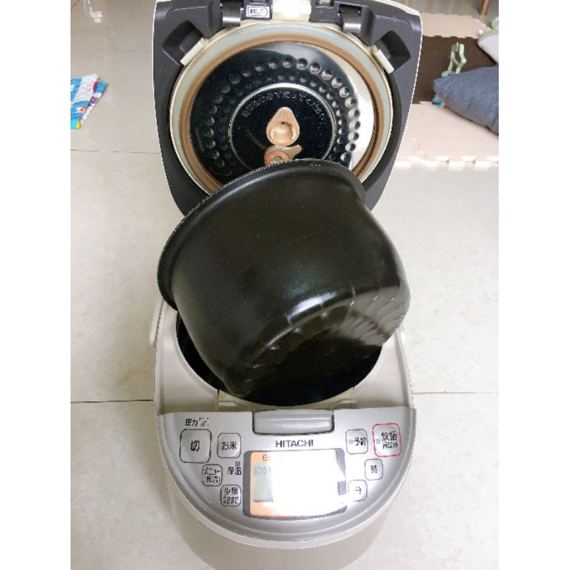 Nồi cơm điện cao tần áp suất nội địa Nhật bãi Hitachi 1.0L | BigBuy360 - bigbuy360.vn