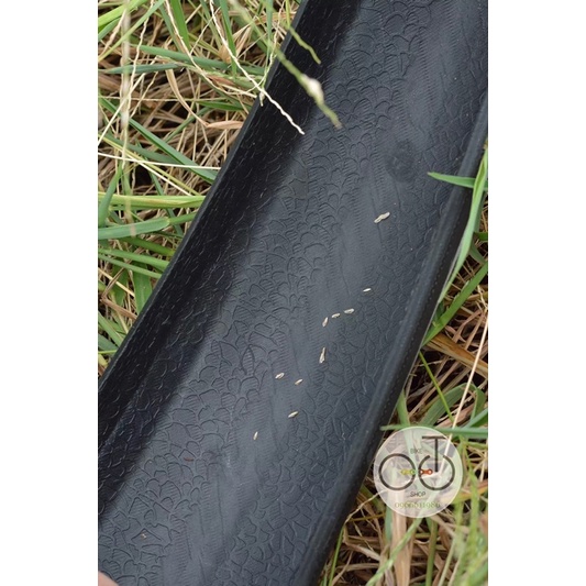 Lốp xe đạp không gai Continental Contact Urban tanh thép