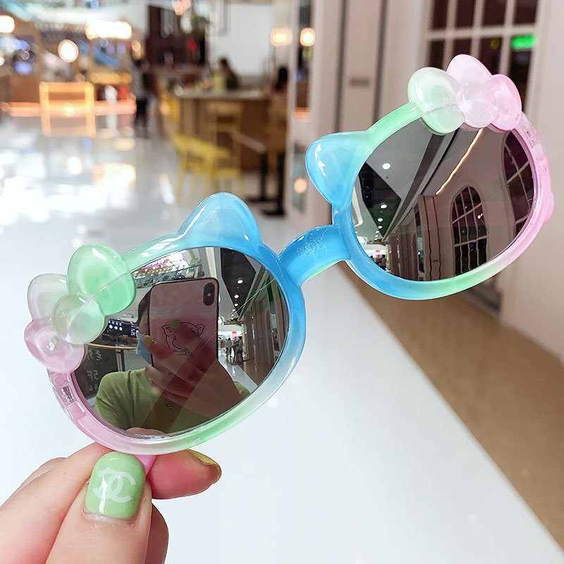 Kính Mát Hình Hoạt Hình Cho Bé