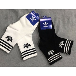 Tất cao cổ đen trắng Adids siêu đẹp