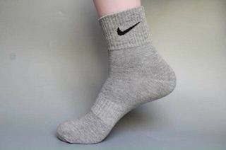 Hộp tất nike