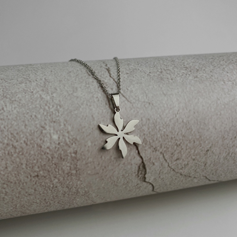 Thời trang nữ vòng cổ bằng thép titan Phiên bản Hàn Quốc Retro Ngọt ngào mát mẻ Hip Hop Bướm tình yêu Mặt dây chuyền vòng cổ