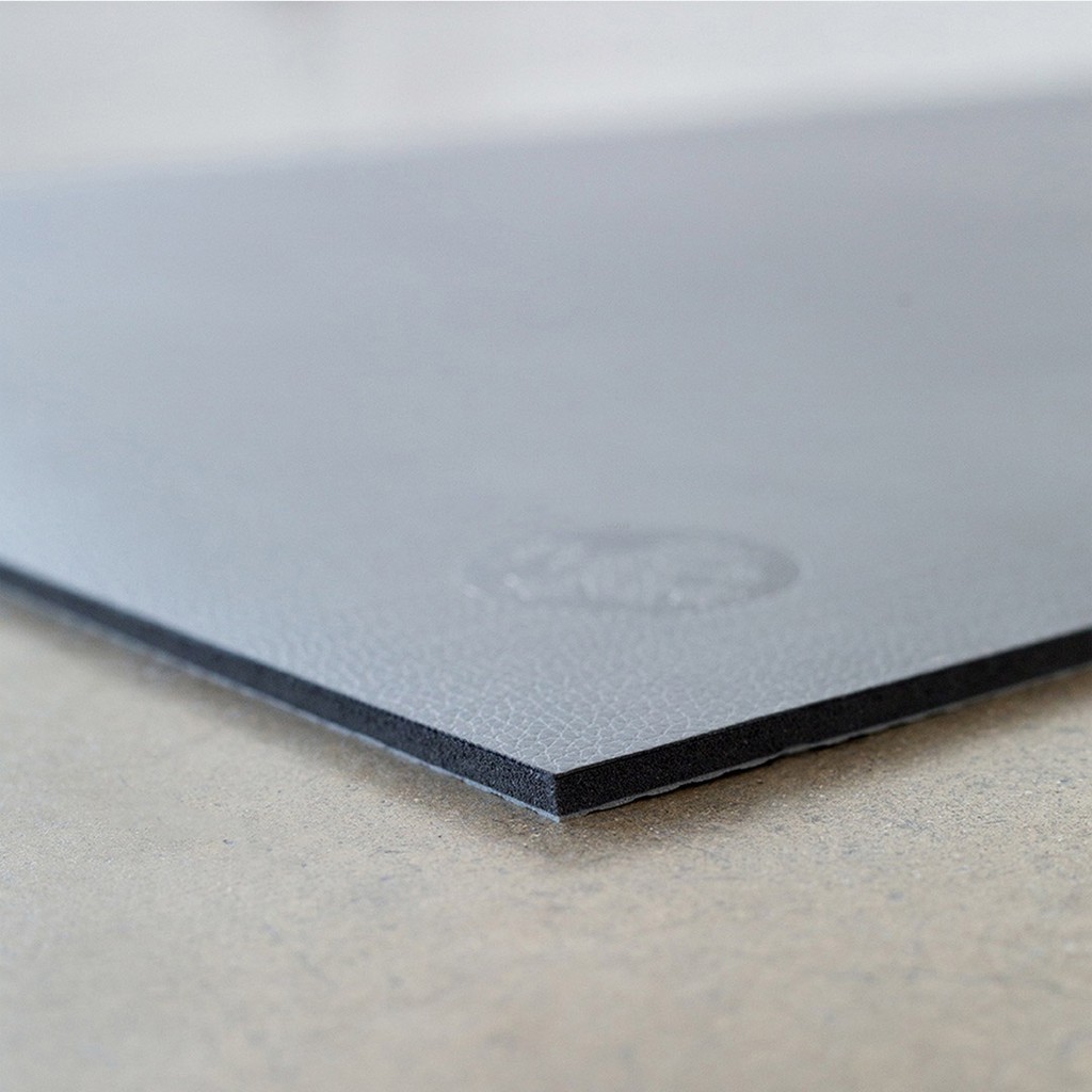 Thảm tập yoga Manduka 6mm từ cao su tự nhiên siêu êm, chống trượt tốt, thấm hút mồ hôi