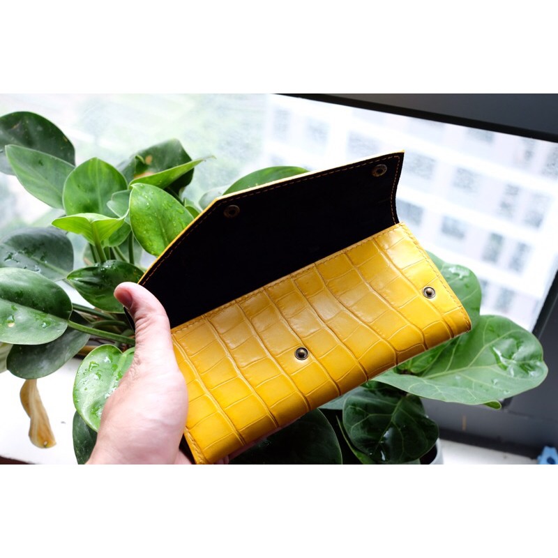 VÍ DÀI VÂN CÁ SẤU VÀNGVÍ DA ĐỰNG THẺ, VÍ DA MINI, VÍ ĐỰNG THẺ ATM, VÍ DA MINI HANDMADE, VÍ DA BÒ CAO CẤP, VÍ DA HANDMADE