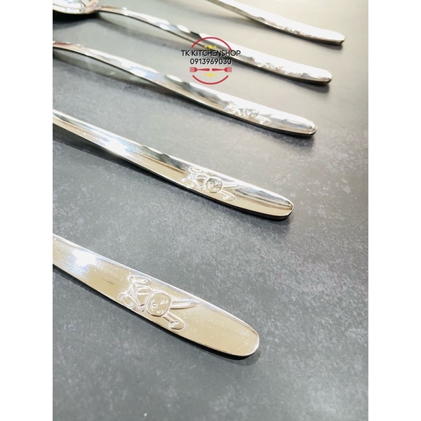 Thìa inox ăn bột dài 17x3.3cm, ăn cháo cho trẻ em,thìa inox dập hình con thỏ đáng yêu cho trẻ,thìa inox cán dài ăn cháo