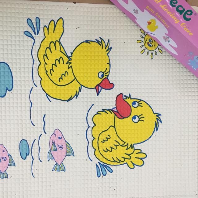 Tấm lót cao su chống thấm không màu Kareal 60x90cm - Malaysia