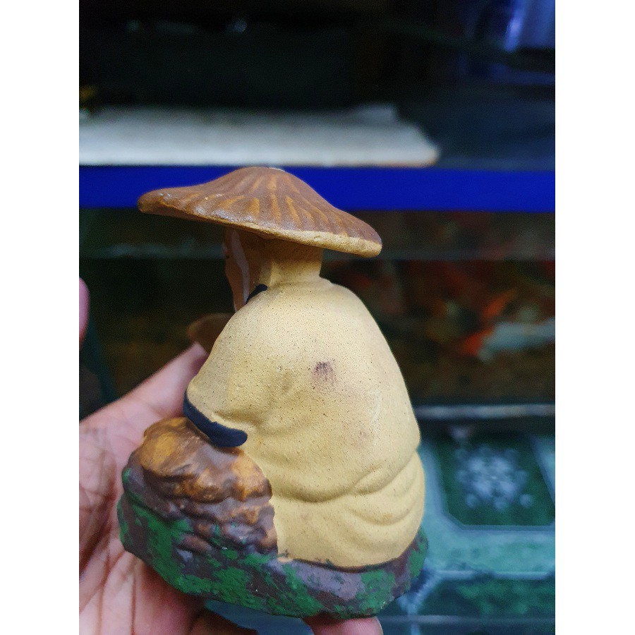 ÔNG CÂU GỐM SỨ TRANG TRÍ HỒ CÁ NON BỘ DÁI 7CM CAO 9CM