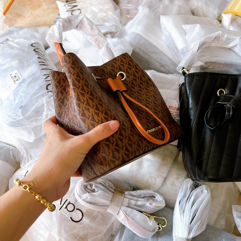 Túi  Xách Nữ Quai Cầm Dây Rút Mẫu Mới Size 20cm
