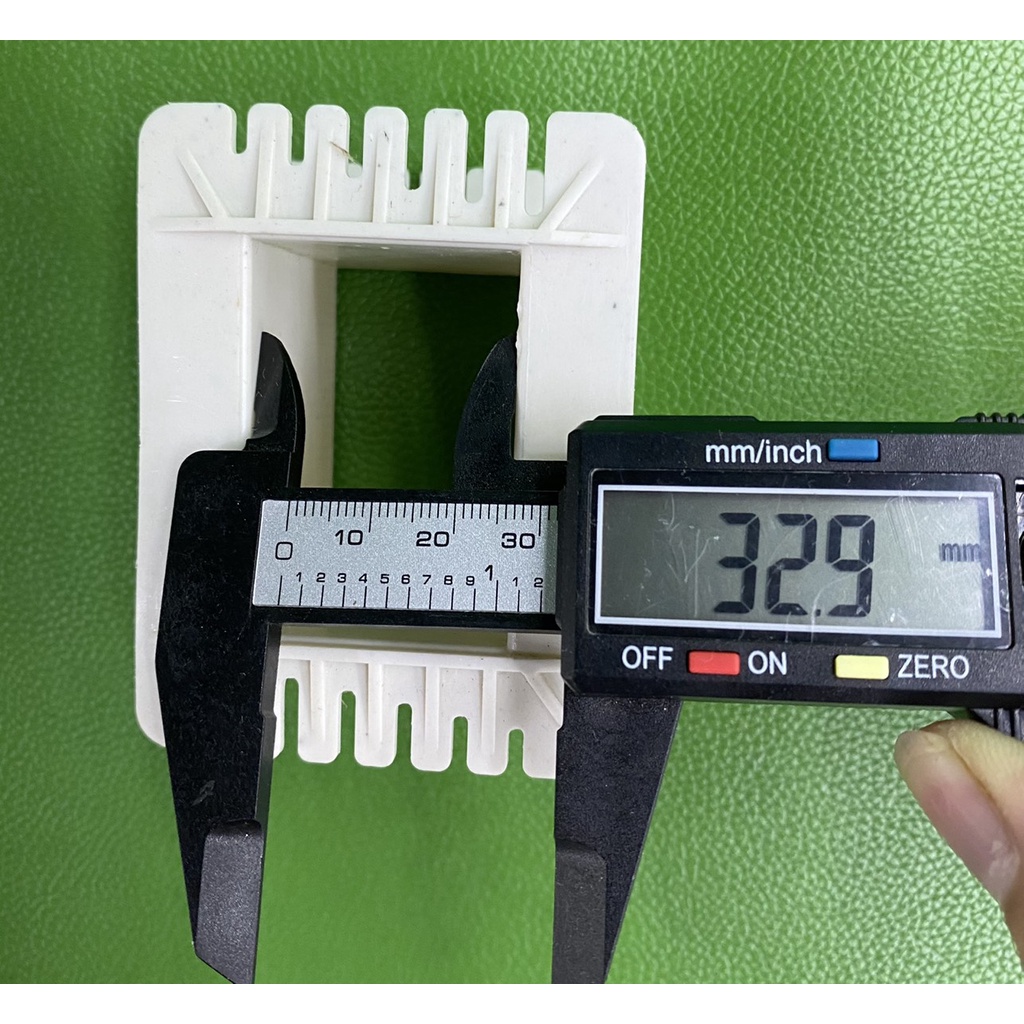 Khuôn nhựa  Fe32x50mm, Fe32x60mm quấn biến áp kích cơ. Quấn biến áp thường 220v.  Khuôn nhựa Bông