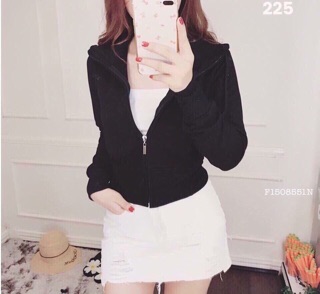 Áo khoác lửng thêu hoa hồng