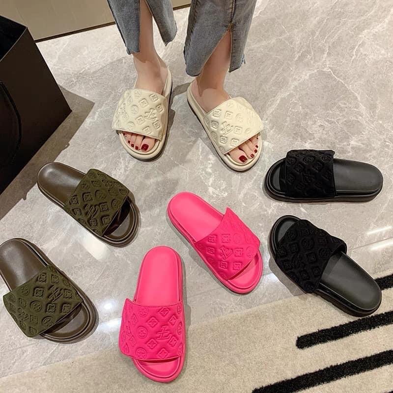 Dép quai ngang đế bánh mì