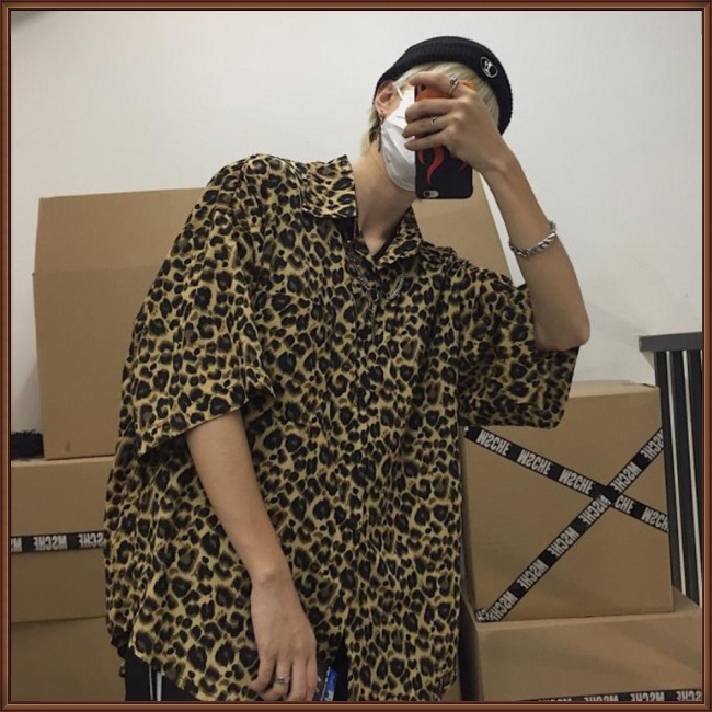 Áo Sơ Mi Ngắn Tay Dáng Rộng In Họa Tiết Da Báo Cá Tính Cho Nam Nữ