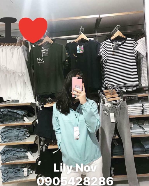 Áo khoác gió Uniqlo nữ (siêu nhẹ) - có sẵn nhiều màu đẹp | BigBuy360 - bigbuy360.vn