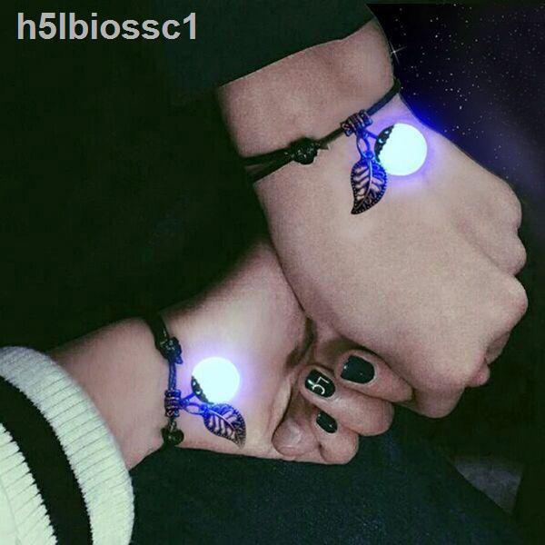 ♚✽Vòng tay dạ quang Vibrato phiên bản Hàn Quốc ngọt ngào ngôi sao hoa tặng bạn gái chân đá huỳnh trái tim cô | BigBuy360 - bigbuy360.vn