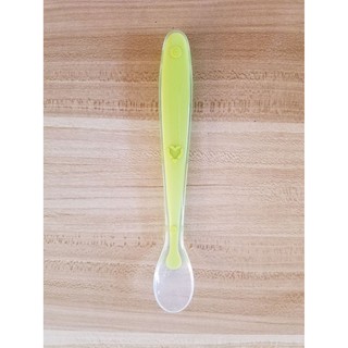 Thìa ăn dặm cho bé silicon màu sắc