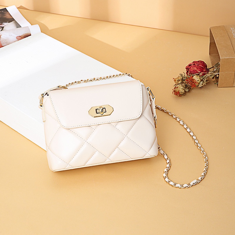 Túi xách đeo vai IELGY họa tiết hình thoi phối chuỗi xích sành điệu thời trang cho nữ