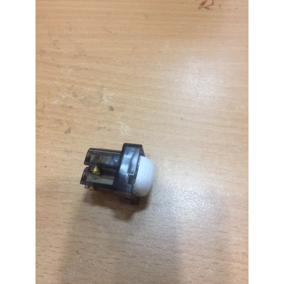 Công tắc 1 chiều mpe phụ kiện gắn các mặt có trong shop
