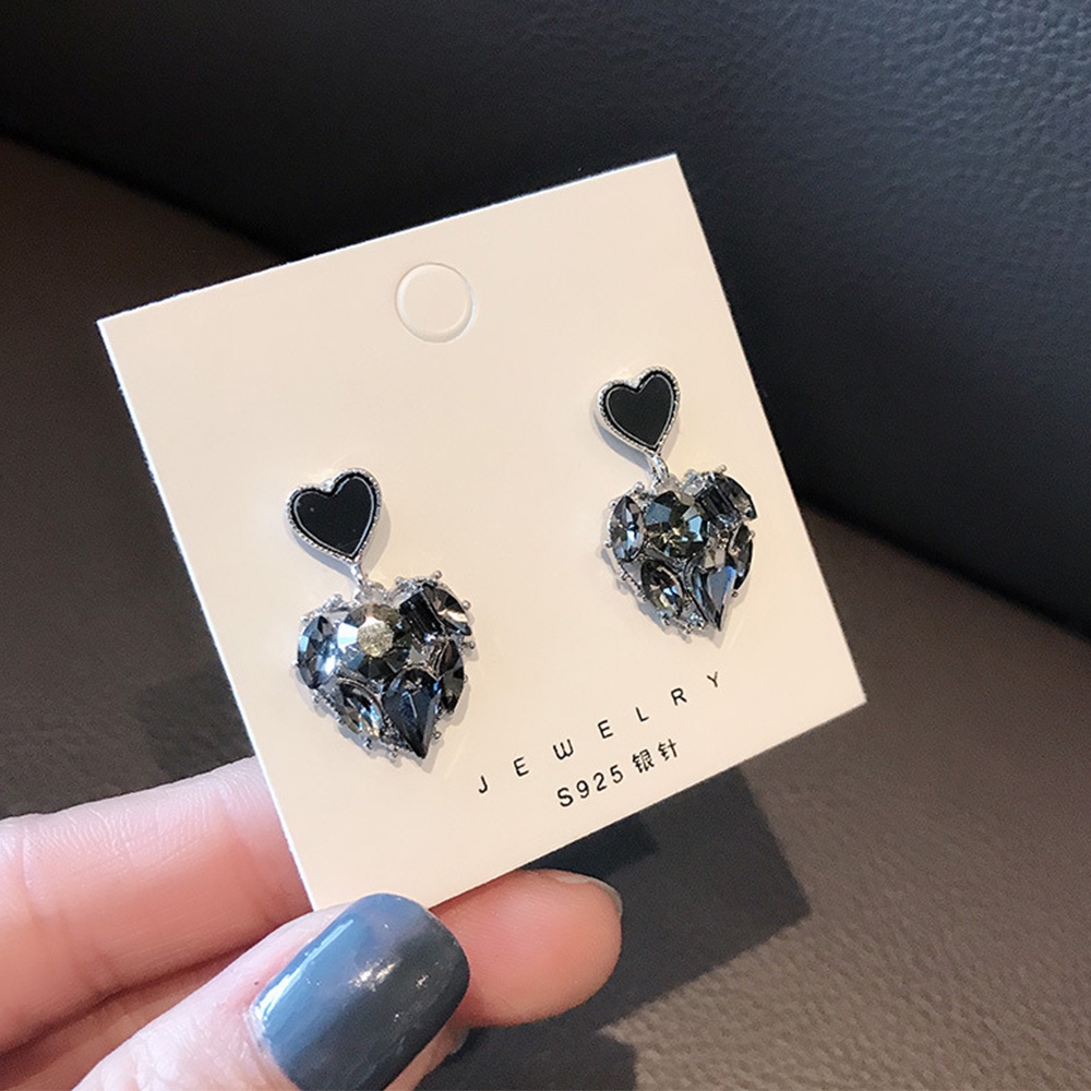 Khuyên Tai Hình Trái Tim Đơn Giản Thời Trang Cho Nữ Đen