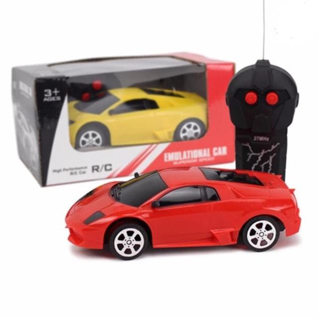 1 ô tô đồ chơi F1 điều khiển từ xa