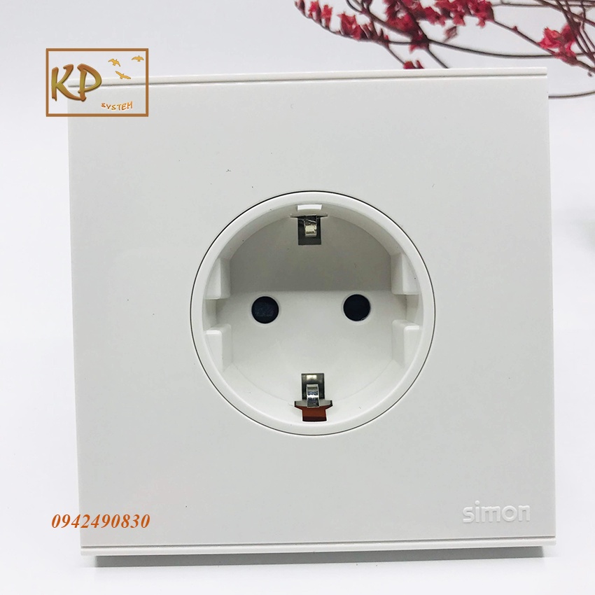 Ổ cắm đơn 16A kiểu Schuko có tiếp địa lắp chuẩn đế âm vuông Simon E6 721687