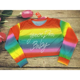 Áo croptop cầu vồng