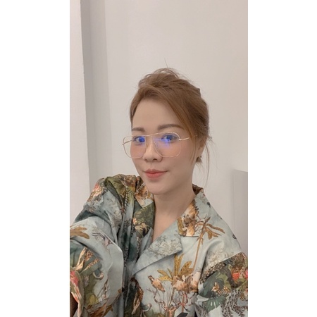 Gọng kính kim loại