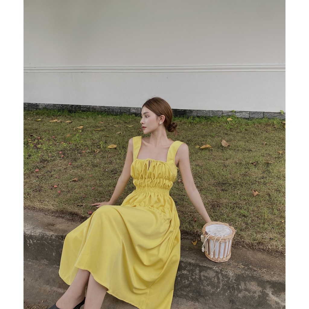 [Mã WABRWA15 giảm 15% đơn 300K] Đầm Hai Dây Nhún Eo Màu Vàng EDINI - D1401 | BigBuy360 - bigbuy360.vn