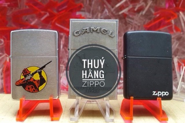 Đế mica chưng bày zippo