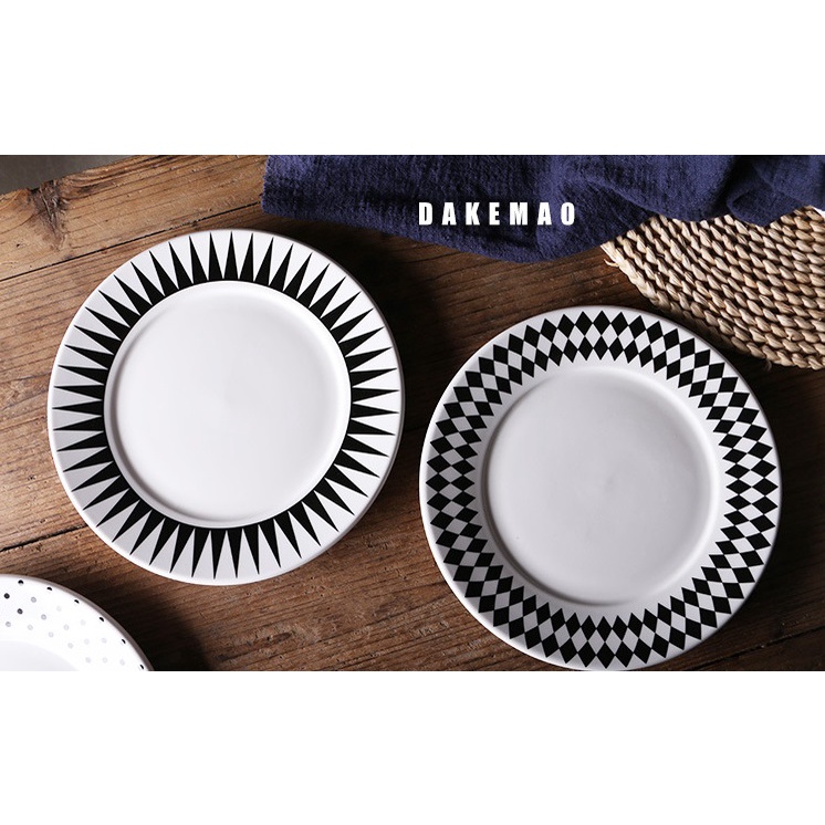 DĨA ART TRẮNG ĐEN XINH ĐẸP 21 CM