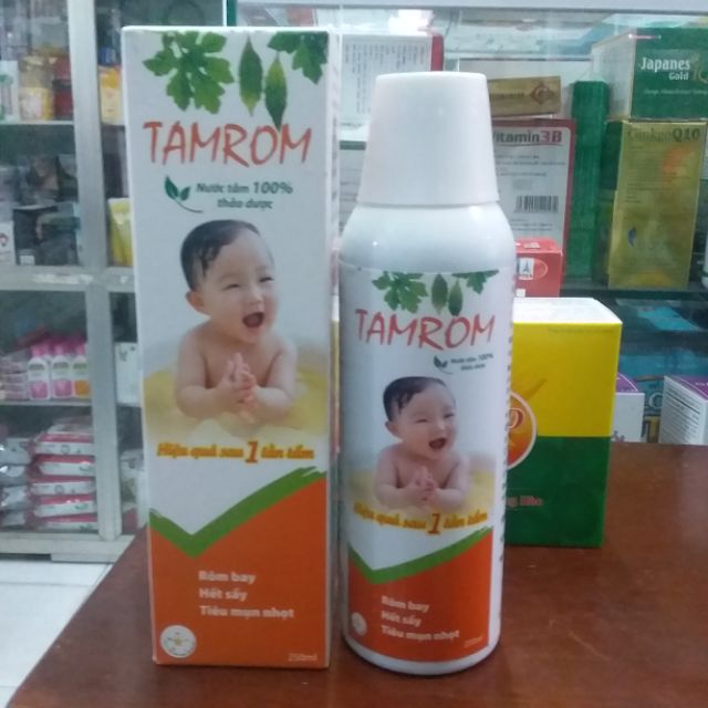 NƯỚC TẮM THẢO DƯỢC HẾT RÔM SẨY CHO BÉ  TAMROM 250ML.