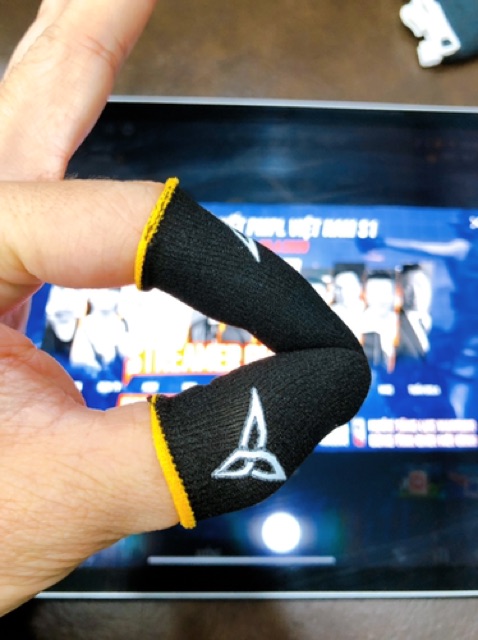 [Thế hệ mơi] Flydigi Wasp Feelers 2 | Găng tay chơi game PUBG, Liên quân, chống mồ hôi, cực nhạy | BigBuy360 - bigbuy360.vn