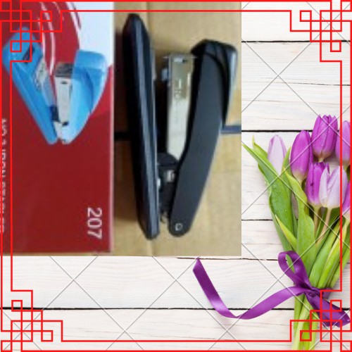Bấm kim số 3 EAGLE thân nhựa nhiều màu