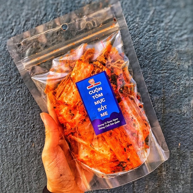 Bánh Tráng Cuộn Mực Sốt Me PIKA SNACK vị chua chua cay tê xoắn lưỡi _Đồ Ăn Vặt Hà Nội_ BTCMUCSOTME