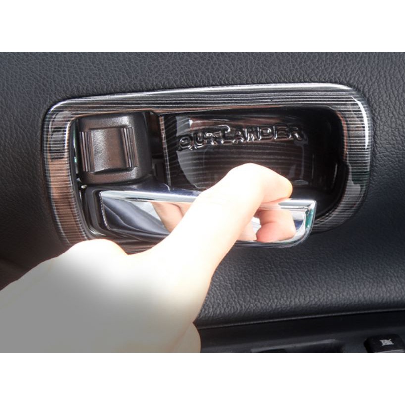Ốp hõm bảo vệ, chống xước cửa trong Outlander 2016-2022